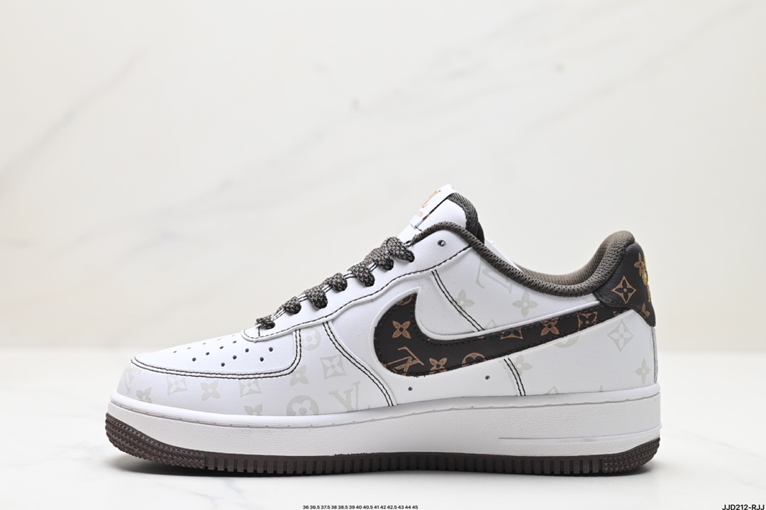 Nike Air Force 1 Shoes